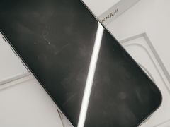 -Apple授权专营店(五彩城店)