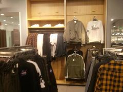 -H&M(华润万象城店)