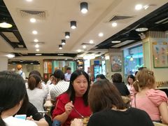 等位区-玲又珑美食(盘福路店)