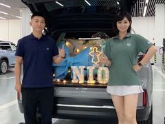 -蔚来体验中心(北京亦庄店)