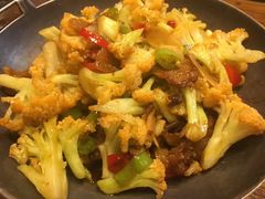 -三只松鼠生活馆(芜湖弋江金鹰店)