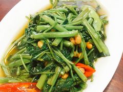 -Dang restaurant (patong phuket)