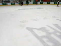 -冰纷万象滑冰场(二七万象城店)