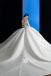 点击看大图 -艾拉·女王婚纱礼服馆