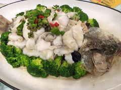 -六和聚传统烤鸭.天津菜(和平店)