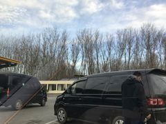 -窦店服务区-停车场