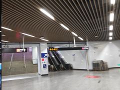 -汉中路(地铁站)