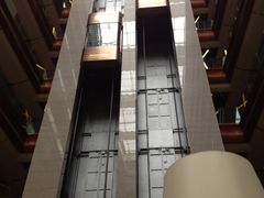 电梯-苏州金鸡湖中茵皇冠假日酒店