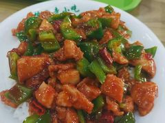 辣子鸡丁盖饭-护国寺小吃店(红莲南路店)