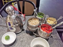 -野迹·石橄榄鸡·烧烤(新洲店)