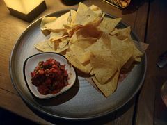 -FOUR PLAY BAR