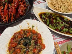 -肥肥虾庄·金牌油焖大虾(杨园滨江时代walk店)