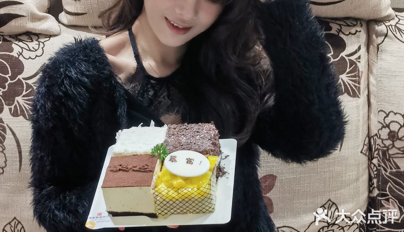 幸福西饼外卖到家的现做蛋糕🍰