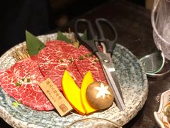 -山川小町·极番烧肉(新地假日广场店)
