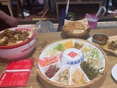 -怪噜范·老贵阳街头名小吃(鸿通城店)