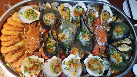 冒着暴雨赶去平潭岛吃海鲜到达后直接选择了这家店量很实在价格合理