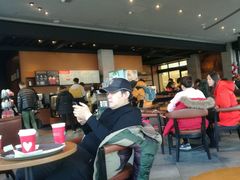 大堂-星巴克(延吉百利城店)