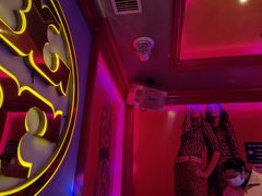 -UK派对KTV(日月广场店)