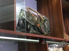 -翰皇直营洗衣洗鞋(望京鹿港店)
