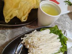 金针菇-丽江龙继斑鱼庄(罗宾森购物广场店)