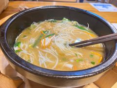 -勺子米线·云南传统小吃市集(四方街店)