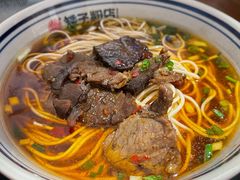 -矮子粉店1985·长沙米粉(湘春路店)