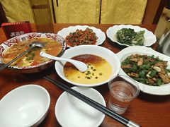 -黄兴南路步行商业街