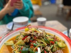 小南瓜烧奇猫儿-拈一筷子·宜宾江湖菜(十一街店)