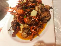 -霄汉牛三鲜湖北砂锅菜(万松园2店)