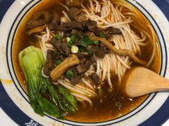 -霸蛮湖南菜·牛肉粉(荣京西街店)