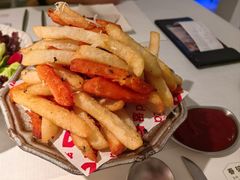 -春树下·树屋花房西餐厅(罍街AS1980店)