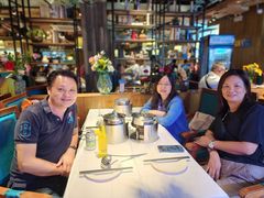 -领鲜活海鲜榴莲自助火锅(东门店)