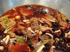 -川流不息·地道川菜·小龙虾(松东路店)