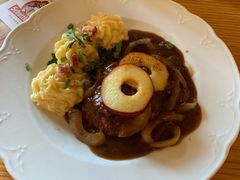 苹果闷小牛肝-Nante-Eck | Restaurant Berlin Mitte