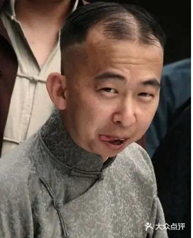 巨兴茂不仅作为导演,还亲自参演到电视剧中,饰演五公子