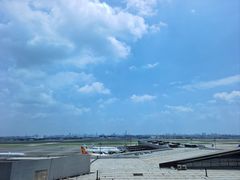 -上海中航虹桥机场泊悦酒店