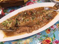 -闯关东东北农家菜(崂山石老人店)