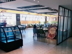 -榆林榆阳西路火车站亚朵酒店