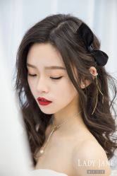 -Lady  Jane高端婚纱礼服馆