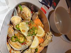 -巴厘龙虾·榜首油焖大虾(音乐学院·沿江酒馆店)