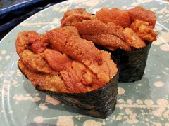 海胆军舰-沼津魚がし鮨(御殿場アウトレット店)