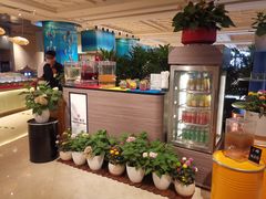 -咖啡苑自助餐厅·中国大饭店
