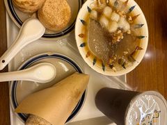 -正南齐北·老街糯米团(洪崖洞店)