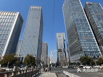 新城科技园中胜这一片区，去天街可能是最好的选择