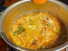 辛拉面-肉甲韩国木炭烤肉(新壹街1店)