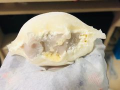 -蜜蜂小象·榴莲千层蛋糕(时代汇11栋店)