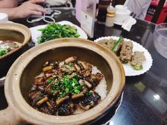 金牌黄鳝饭-红星光发煲仔饭(文海店)