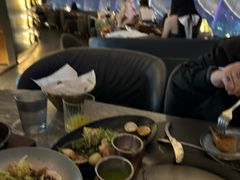 -Hi City·城市之巅