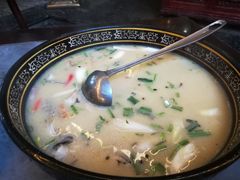-蔼若春.传承三十年云南菜(金碧公园店)