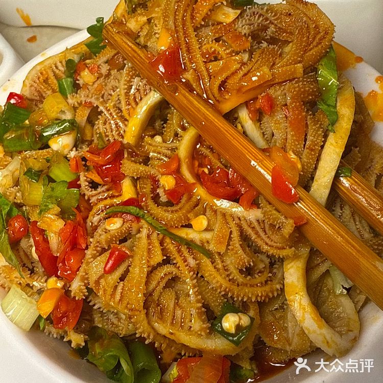 成都人私藏20年的串串。。在我心目中排名前三